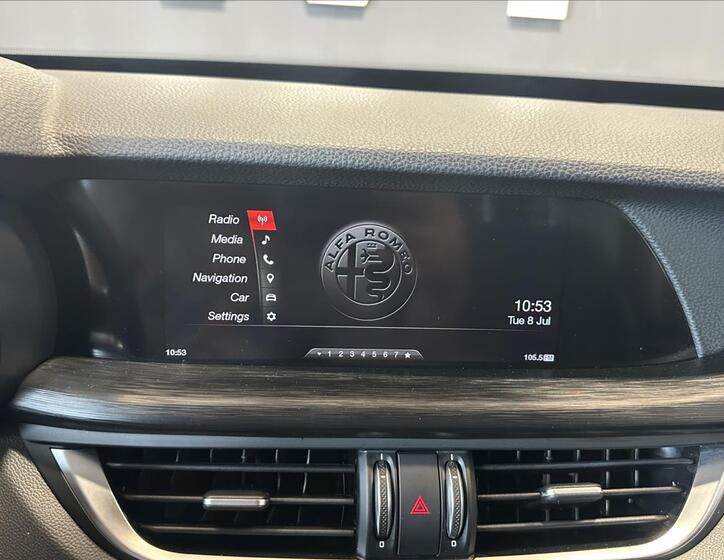 Alfa Romeo Stelvio 35