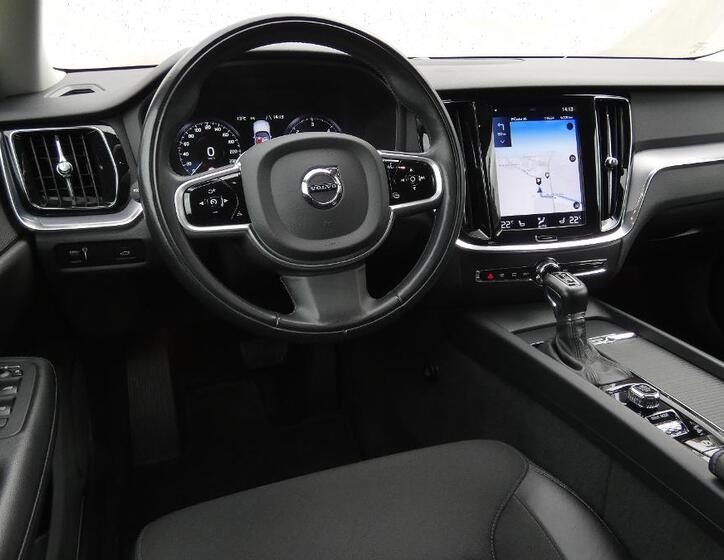 Volvo V60 5