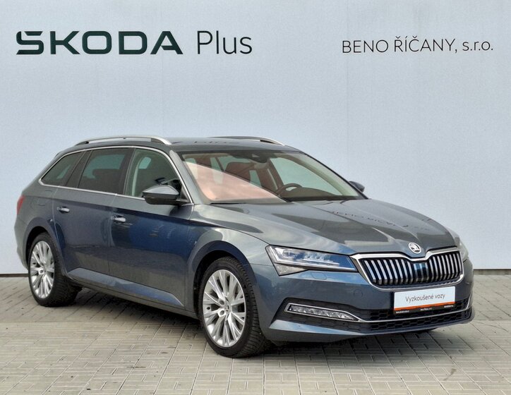 Škoda Superb 12