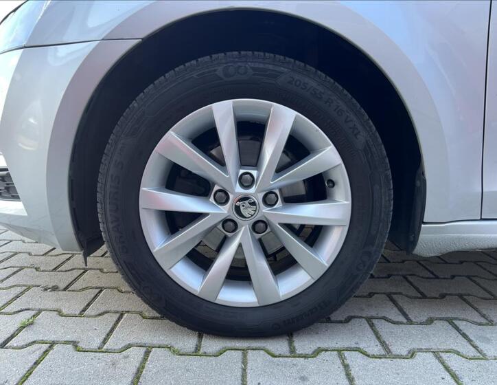Škoda Octavia 42