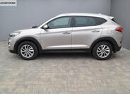 Hyundai Tucson 4