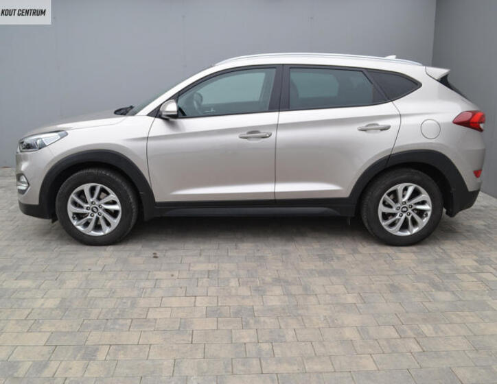Hyundai Tucson 4