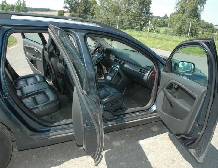 Volvo XC70 14