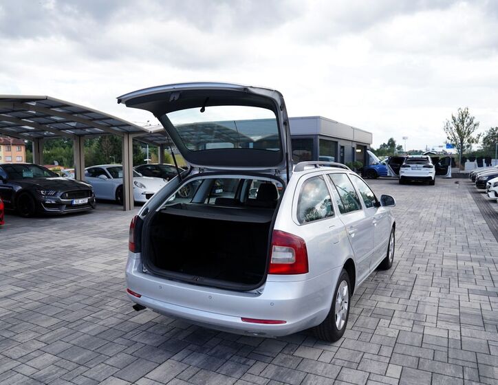 Škoda Octavia 12