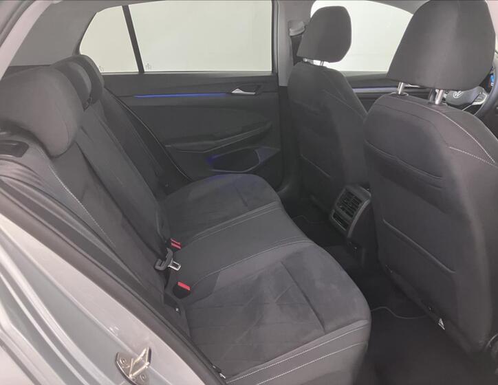 Volkswagen Golf 20