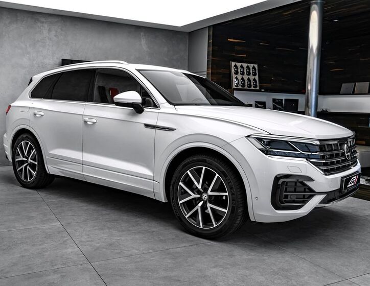 Volkswagen Touareg 4