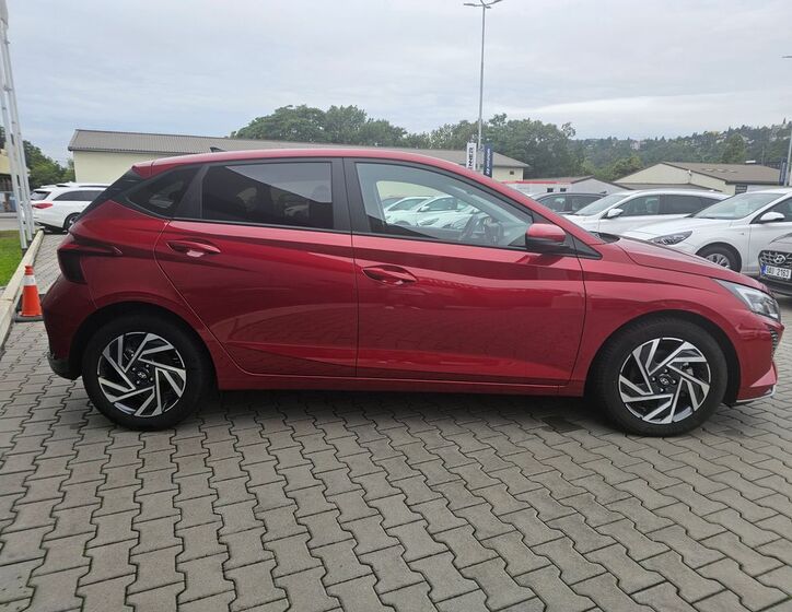 Hyundai i20 4