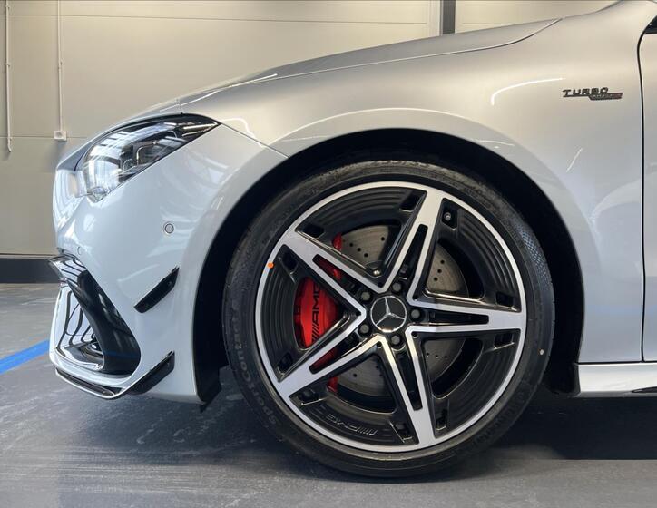 Mercedes-Benz CLA 10