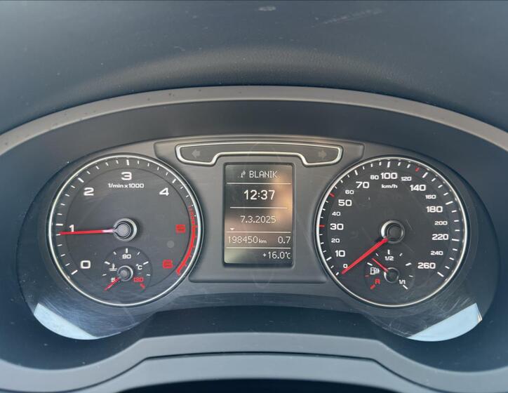 Audi Q3 17