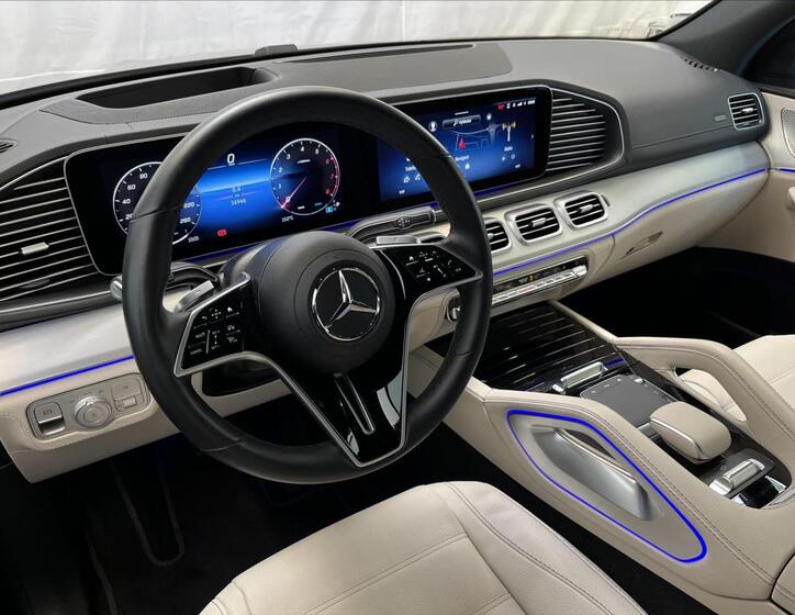 Mercedes-Benz GLE 9