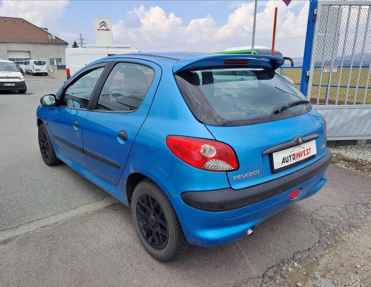 Peugeot 206 4