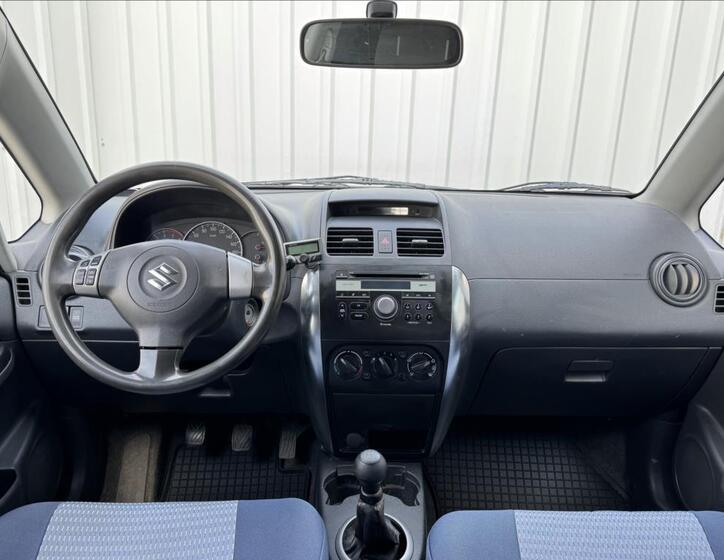 Suzuki SX4 29