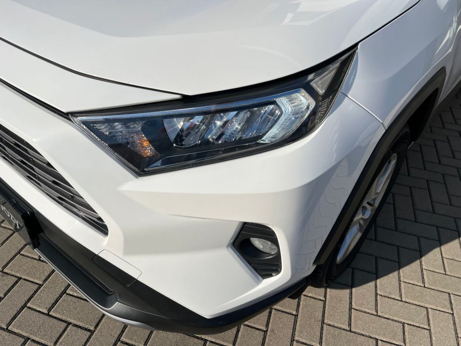 Toyota RAV4 9