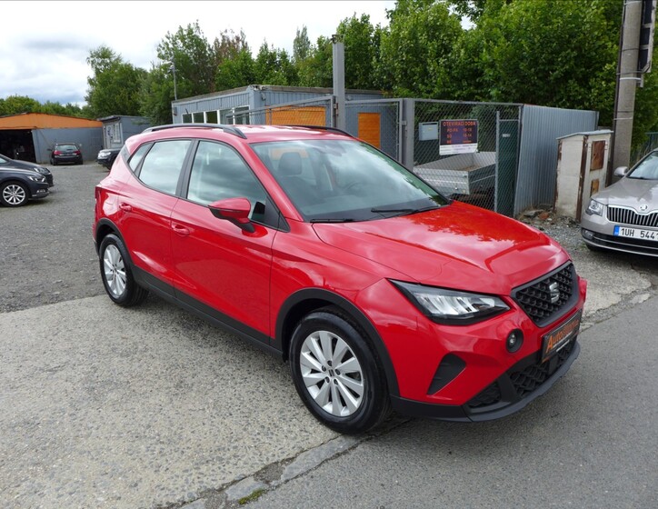 Seat Arona 4