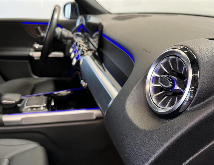 Mercedes-Benz GLB 17