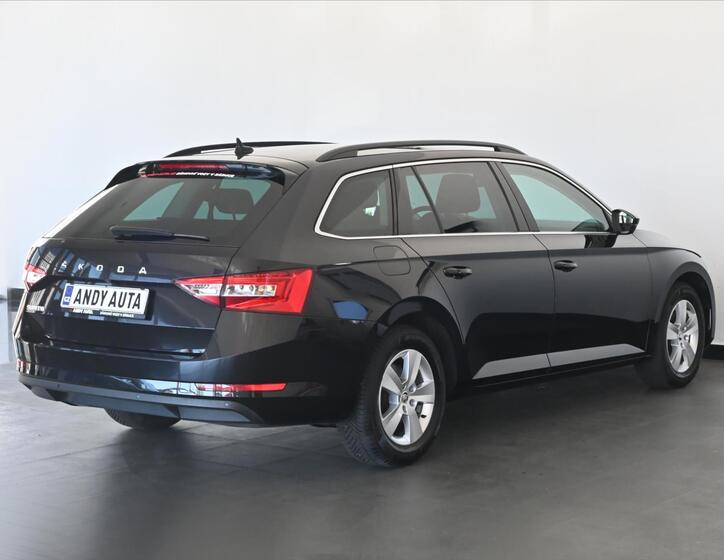 Škoda Superb 3