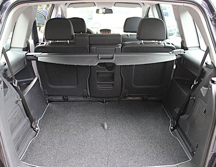 Opel Zafira 8