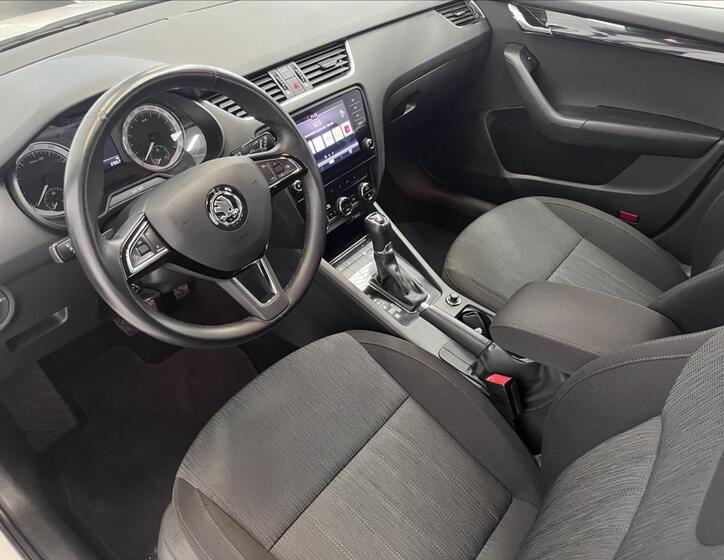 Škoda Octavia 6