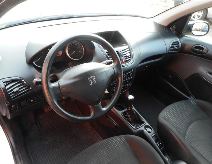 Peugeot 206 9