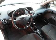 Peugeot 206 9