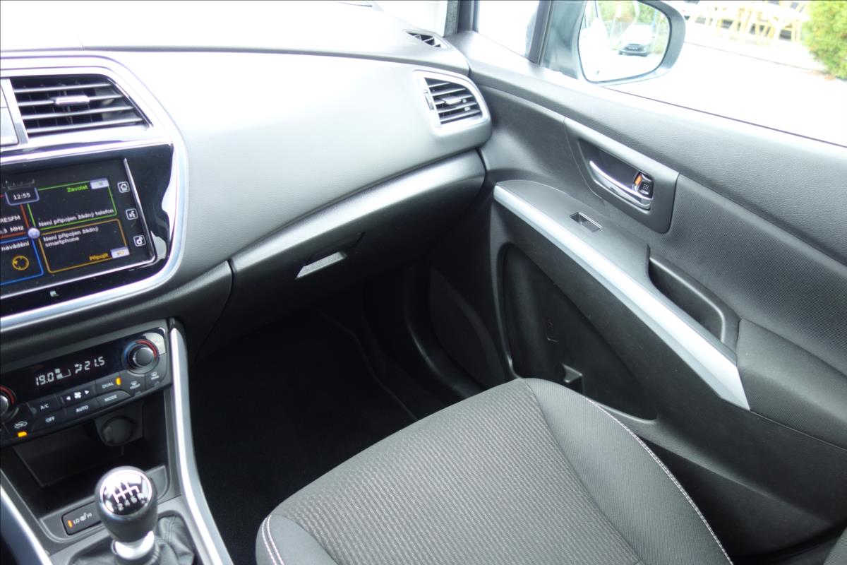 Suzuki S-Cross