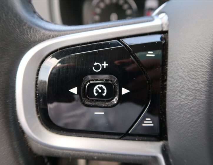 Volvo XC90 18