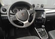 Suzuki Vitara 13