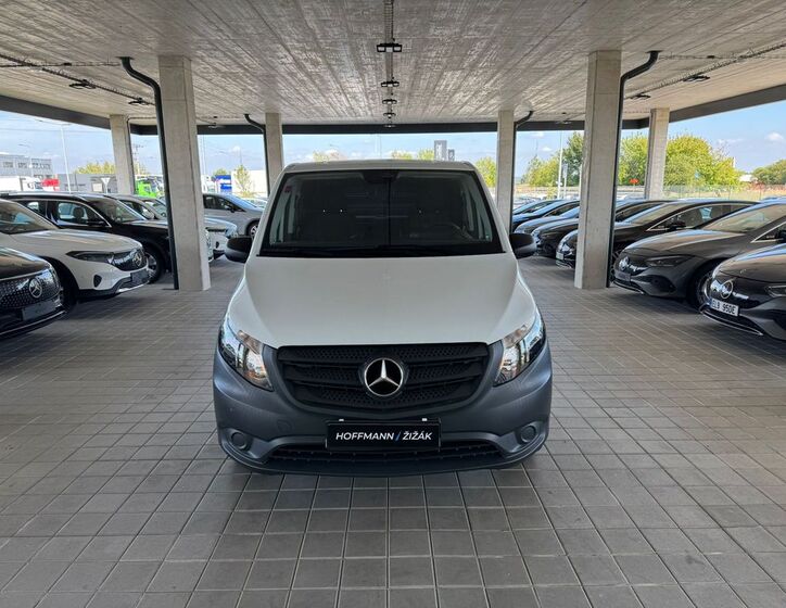 Mercedes-Benz Vito 2