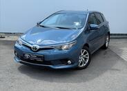 Toyota Auris 1