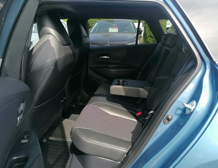Toyota Corolla 12