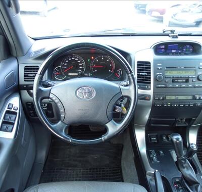Toyota Land Cruiser 19