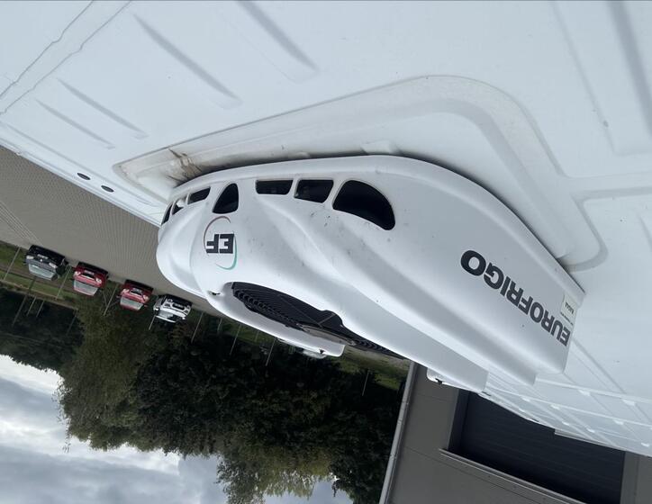 Renault Master 26