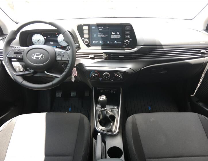 Hyundai i20 9