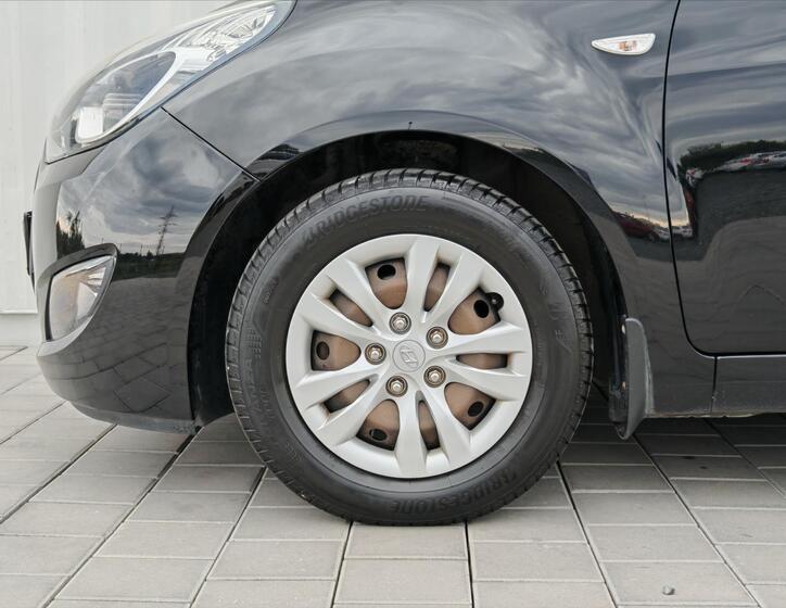 Hyundai ix20 3