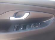 Hyundai i30 18