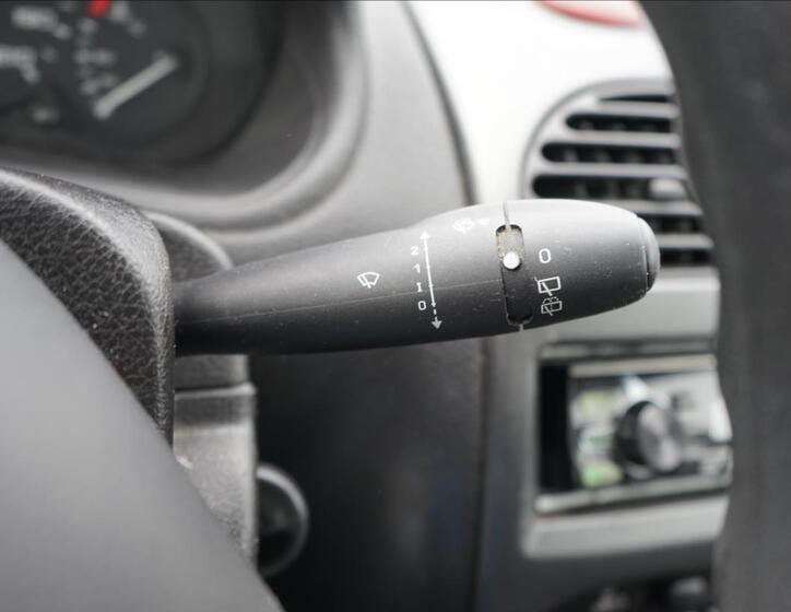 Peugeot 206 14