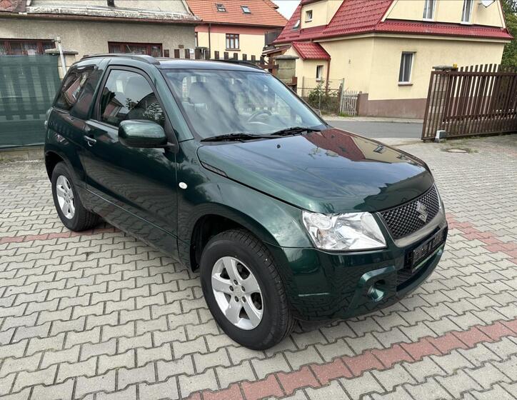 Suzuki Grand Vitara 1