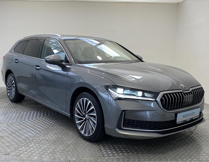 Škoda Superb 23