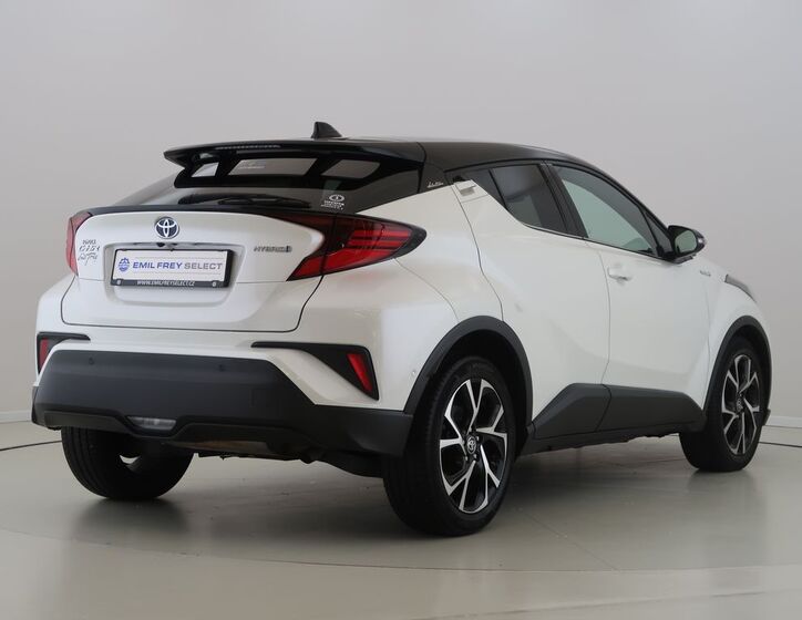 Toyota C-HR 5