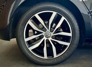 Volkswagen Golf 9