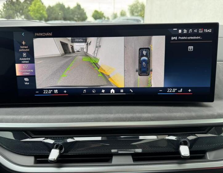 BMW X7 11