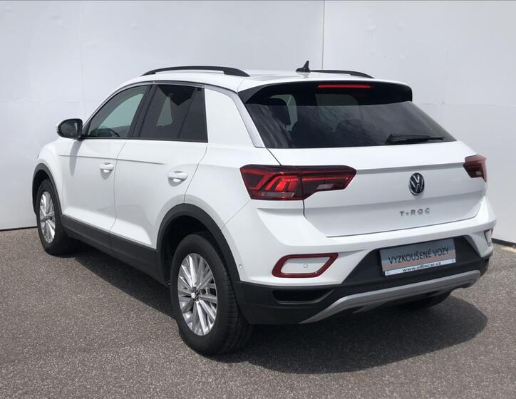 Volkswagen T-Roc 9