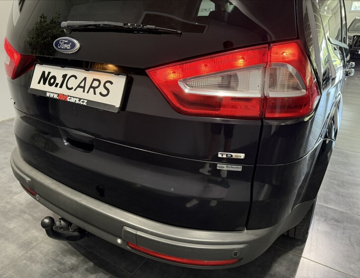 Ford Galaxy 23