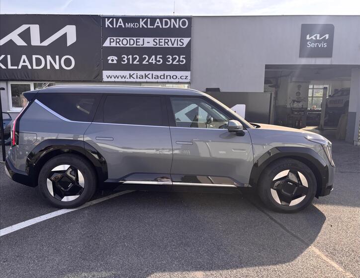 KIA EV9 3