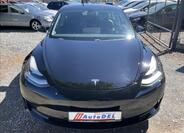 Tesla Model 3 11