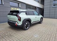 KIA EV3 6