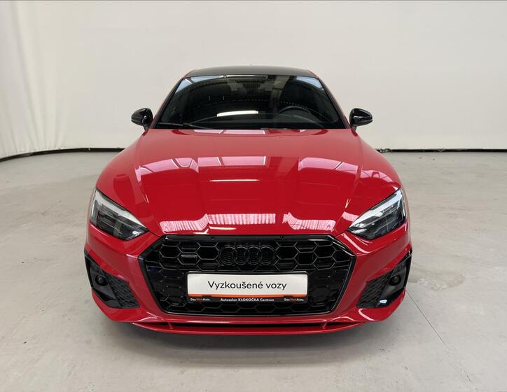 Audi A5 4