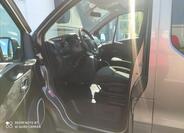 Opel Vivaro 10