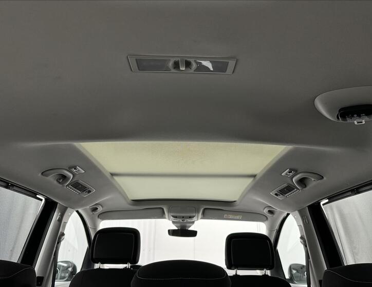 Volkswagen Sharan 42