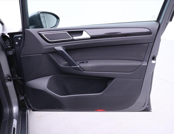 Volkswagen Golf Sportsvan 13